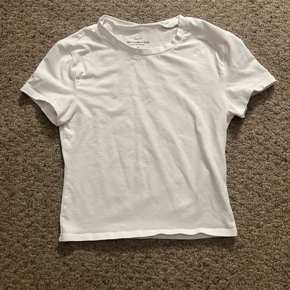 abercrombie and fitch women's white baby tee - Picture 1 of 6